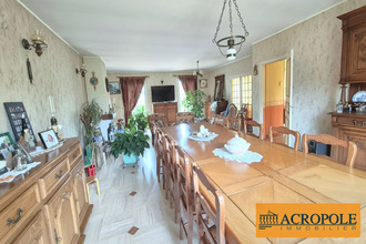 Ma-Cabane - Vente Maison Aubigny-sur-Nère, 213 m²