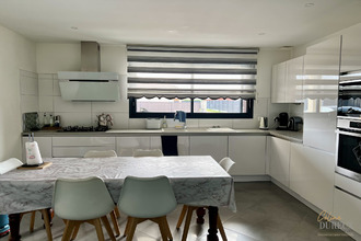 Ma-Cabane - Vente Maison Bâgé-le-Châtel, 183 m²