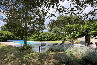 Ma-Cabane - Vente Maison BARJAC, 160 m²