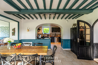 Ma-Cabane - Vente Maison BAYEUX, 930 m²