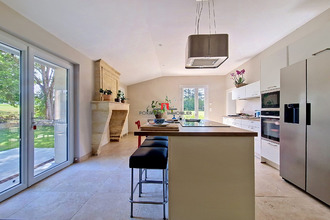 Ma-Cabane - Vente Maison Bayon-sur-Gironde, 303 m²