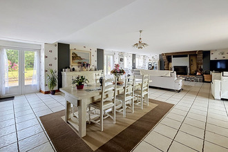 Ma-Cabane - Vente Maison BAZOUGES-LA-PEROUSE, 313 m²