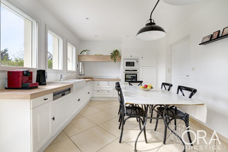 Ma-Cabane - Vente Maison Beaucouzé, 171 m²