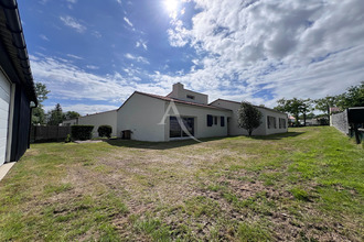 Ma-Cabane - Vente Maison BEAULIEU-SOUS-LA-ROCHE, 137 m²