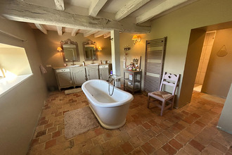Ma-Cabane - Vente Maison BECON-LES-GRANITS, 260 m²