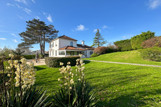 Ma-Cabane - Vente Maison Béligneux, 350 m²