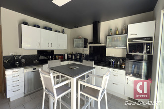 Ma-Cabane - Vente Maison BESSE-SUR-ISSOLE, 188 m²