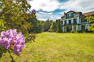 Ma-Cabane - Vente Maison Biarritz, 665 m²