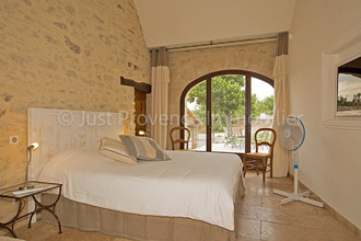 Ma-Cabane - Vente Maison BONNIEUX, 200 m²