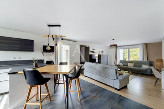 Ma-Cabane - Vente Maison BOUCHEMAINE, 125 m²