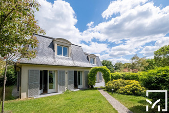 Ma-Cabane - Vente Maison Bougival, 275 m²