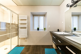 Ma-Cabane - Vente Maison BOURBERAIN, 245 m²