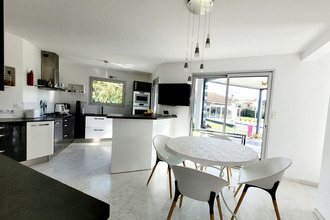Ma-Cabane - Vente Maison BOURG-DE-PEAGE, 370 m²