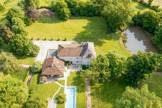 Ma-Cabane - Vente Maison BOURG-EN-BRESSE, 664 m²