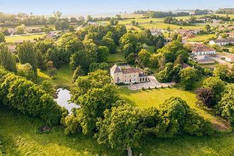 Ma-Cabane - Vente Maison BOURG-EN-BRESSE, 664 m²