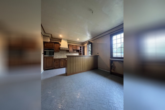 Ma-Cabane - Vente Maison Bressuire, 213 m²