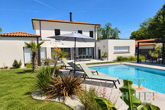 Ma-Cabane - Vente Maison Breuillet, 194 m²