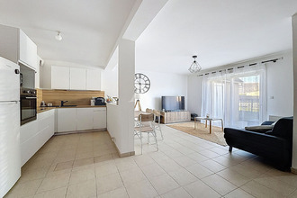 Ma-Cabane - Vente Maison BRISSAC-QUINCE, 65 m²