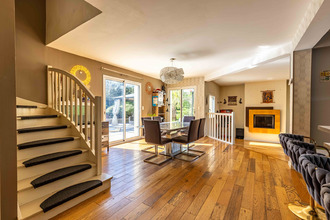 Ma-Cabane - Vente Maison BRUZ, 209 m²