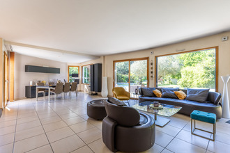 Ma-Cabane - Vente Maison BRUZ, 217 m²