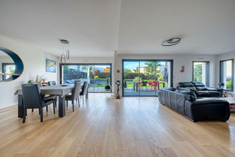 Ma-Cabane - Vente Maison BRUZ, 164 m²