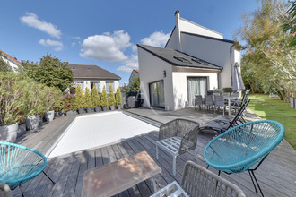 Ma-Cabane - Vente Maison BRY-SUR-MARNE, 212 m²