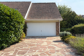 Ma-Cabane - Vente Maison BUC, 0 m²