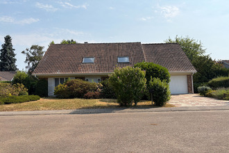 Ma-Cabane - Vente Maison BUC, 0 m²