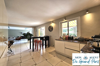 Ma-Cabane - Vente Maison BULLION, 230 m²