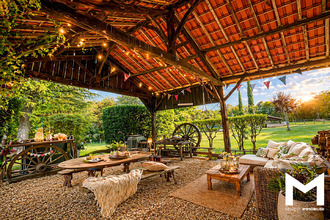 Ma-Cabane - Vente Maison BUSSAC, 245 m²