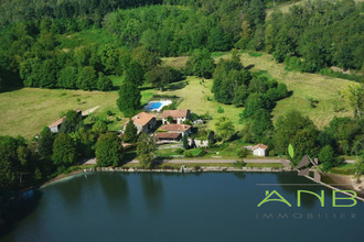Ma-Cabane - Vente Maison Busserolles, 216 m²