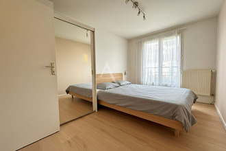 Ma-Cabane - Vente Maison BUSSY-SAINT-GEORGES, 84 m²