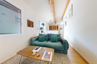 Ma-Cabane - Vente Maison Cabrières-d'Avignon, 270 m²