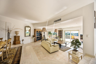 Ma-Cabane - Vente Maison Cagnes-sur-Mer, 330 m²