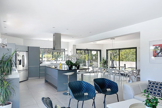 Ma-Cabane - Vente Maison CALVISSON, 196 m²