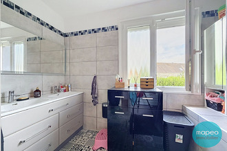 Ma-Cabane - Vente Maison CAMBRONNE-LES-RIBECOURT, 110 m²