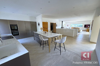 Ma-Cabane - Vente Maison CAMPS-LA-SOURCE, 219 m²