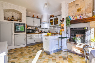 Ma-Cabane - Vente Maison CARNOUX-EN-PROVENCE, 220 m²