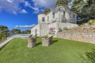 Ma-Cabane - Vente Maison Carqueiranne, 225 m²