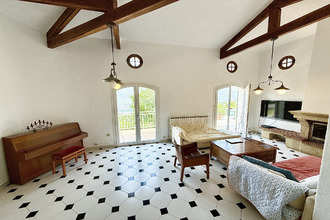 Ma-Cabane - Vente Maison Castagniers, 150 m²