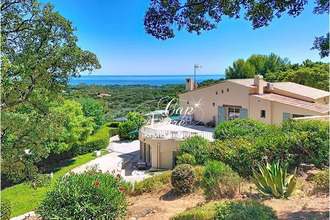 Ma-Cabane - Vente Maison CAVALAIRE-SUR-MER, 250 m²