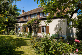 Ma-Cabane - Vente Maison CHALETTE-SUR-LOING, 180 m²
