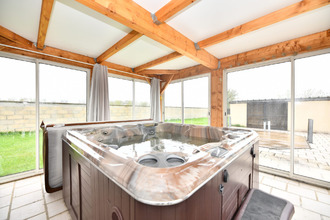 Ma-Cabane - Vente Maison Chalvignac, 302 m²