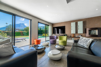 Ma-Cabane - Vente Maison CHAMBERY, 245 m²