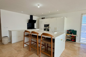 Ma-Cabane - Vente Maison CHAMPNIERS, 106 m²