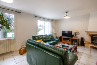 Ma-Cabane - Vente Maison CHAMPS-SUR-MARNE, 108 m²