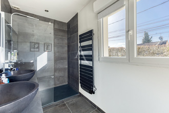 Ma-Cabane - Vente Maison CHAMPS-SUR-MARNE, 133 m²