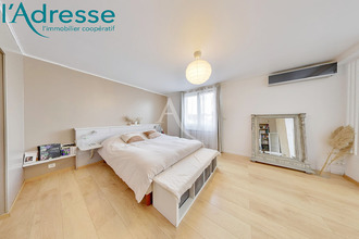 Ma-Cabane - Vente Maison CHAMPS-SUR-MARNE, 255 m²