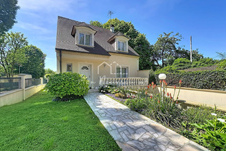 Ma-Cabane - Vente Maison CHAMPS-SUR-MARNE, 132 m²