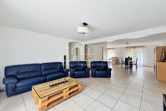 Ma-Cabane - Vente Maison CHAMPS-SUR-MARNE, 132 m²